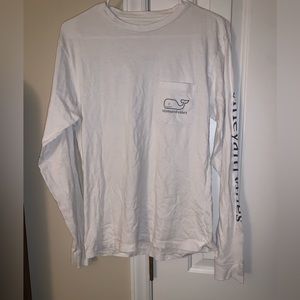 Men’s XS Vineyard Vines long sleeve t-shirt (Open to any offers)!!